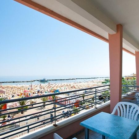 Albergo Villa Mauri Rimini Bagian luar foto