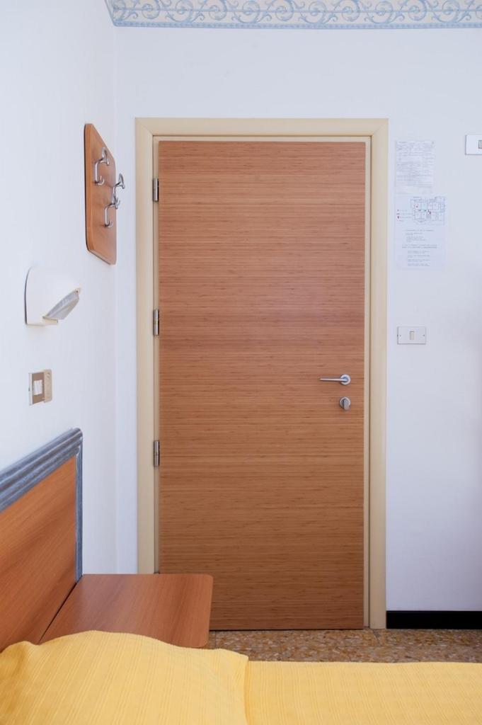 Albergo Villa Mauri Rimini Bagian luar foto