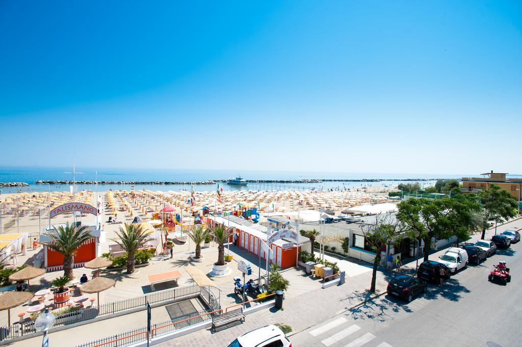 Albergo Villa Mauri Rimini Bagian luar foto