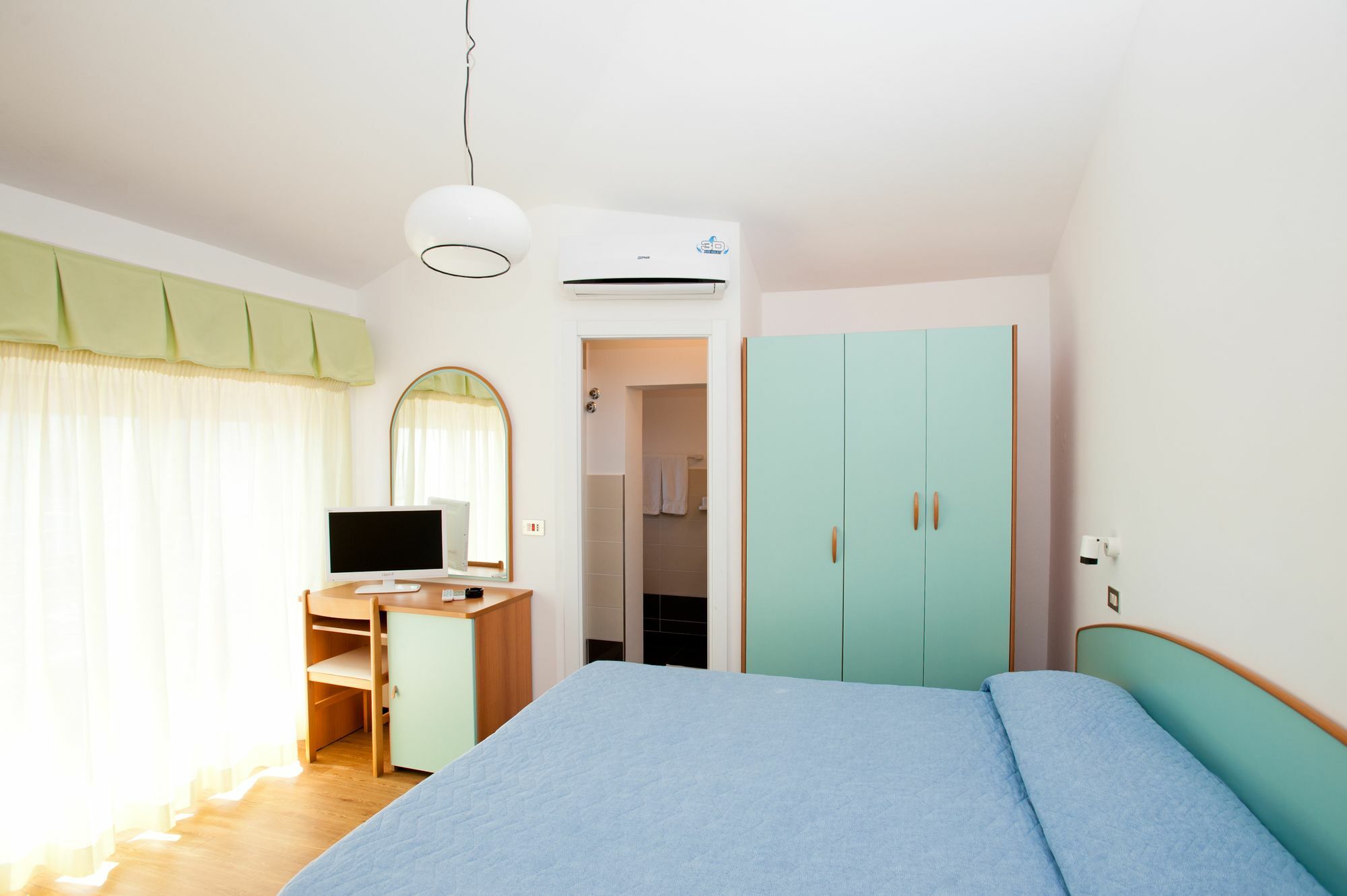 Albergo Villa Mauri Rimini Bagian luar foto